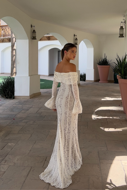 Indira | Off-Shoulder Kant Gown