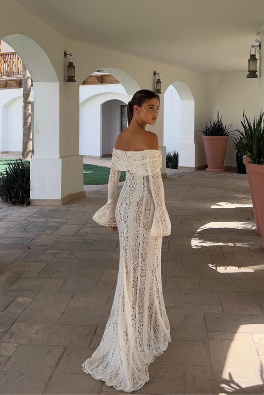 Indira | Off-Shoulder Kant Gown