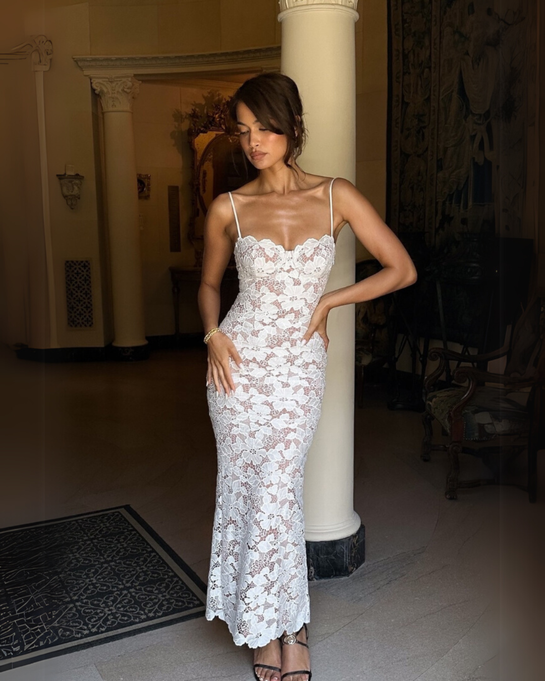 Zafira | Delicate Lace Gown